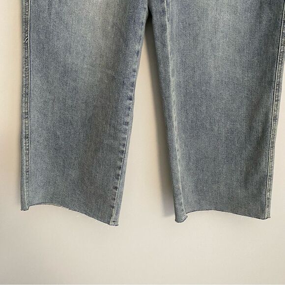 Judy Blue Mid Rise Tummy Control Raw Hem Wide Crop Size 11/30 - Picture 3 of 6